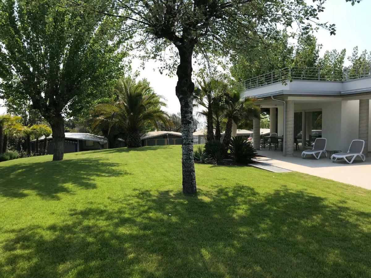 Camping San Michele Hotel Moniga del Garda Ngoại thất bức ảnh